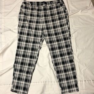 🔥Forever 21 plaid plus size pants!🔥